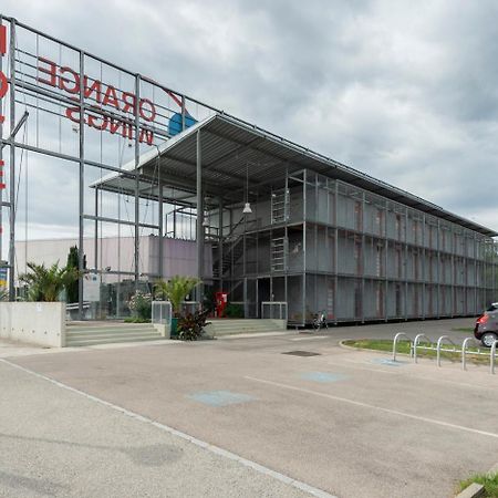 Hotel Orange Wings Krems Esterno foto