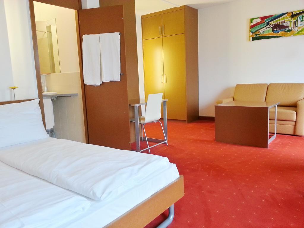 Hotel Orange Wings Krems Camera foto