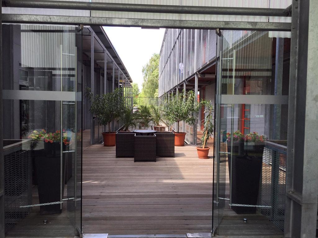 Hotel Orange Wings Krems Esterno foto
